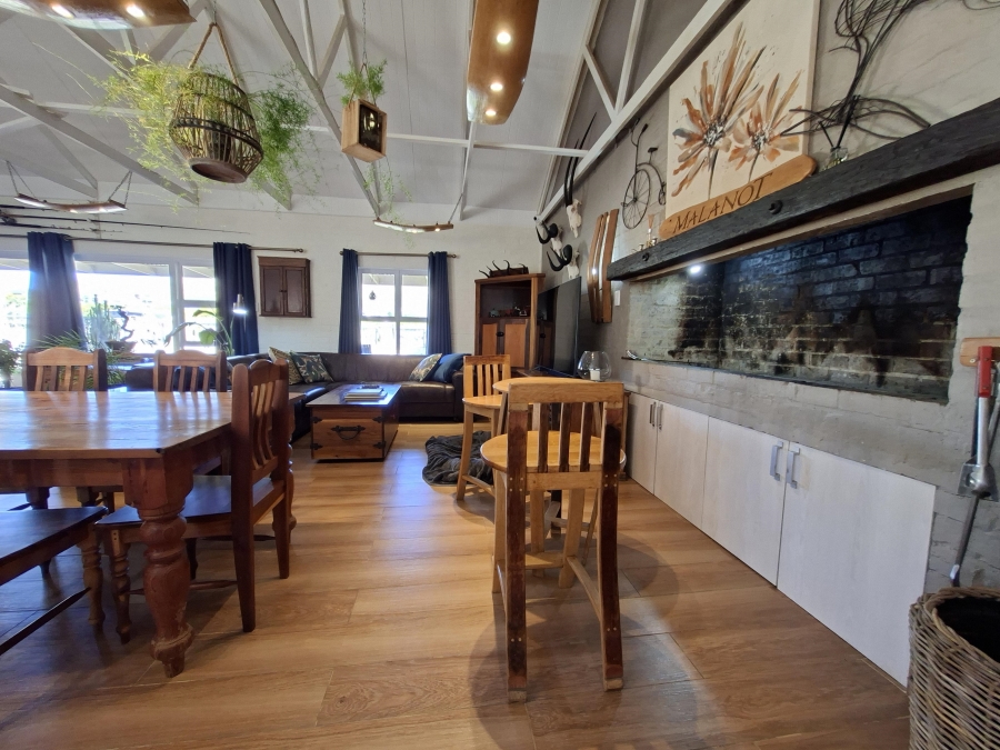 2 Bedroom Property for Sale in Pringle Bay Western Cape